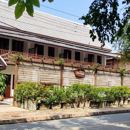 Villa Chitchareune 2-3